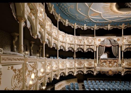 Azerbaijani Theatre: History & Cultural Uniqueness