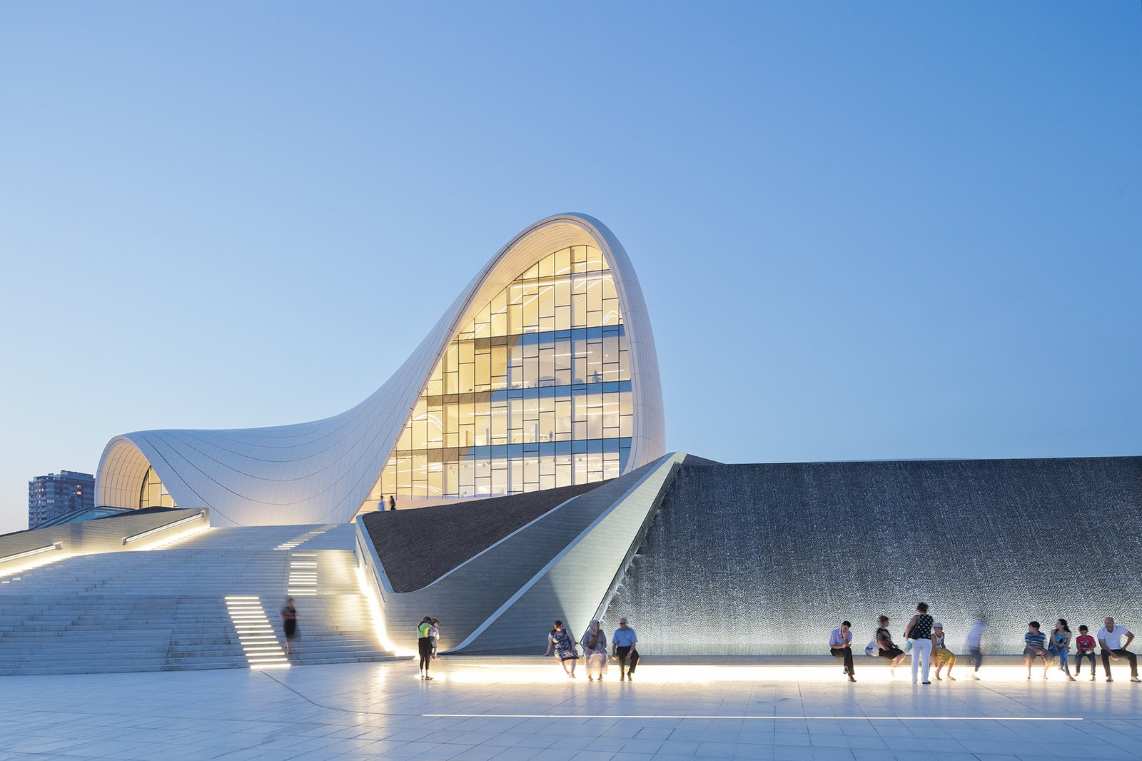 Heydar Aliyev Center in Baku: Architecture, History & What to See in 2025